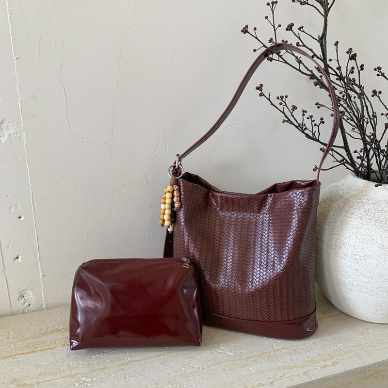 IELGY Ladies Messenger Bag Woven Pattern Bucket Bag Solid Color All-Match One Shoulder