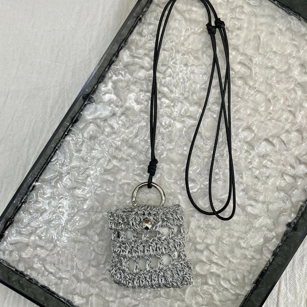 

Earphone Holder Bag Original Handmade Neck Pouch Crochet Key Purse Lightweight Crocheted Storage Pouch For Shopping Niche Travel