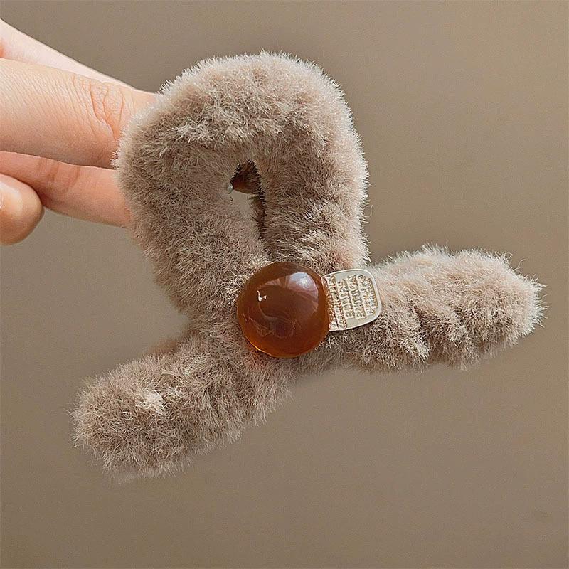 Plush love small grab clip female 2026 new temperament half tie hair on the back of the head shark clip hairpin