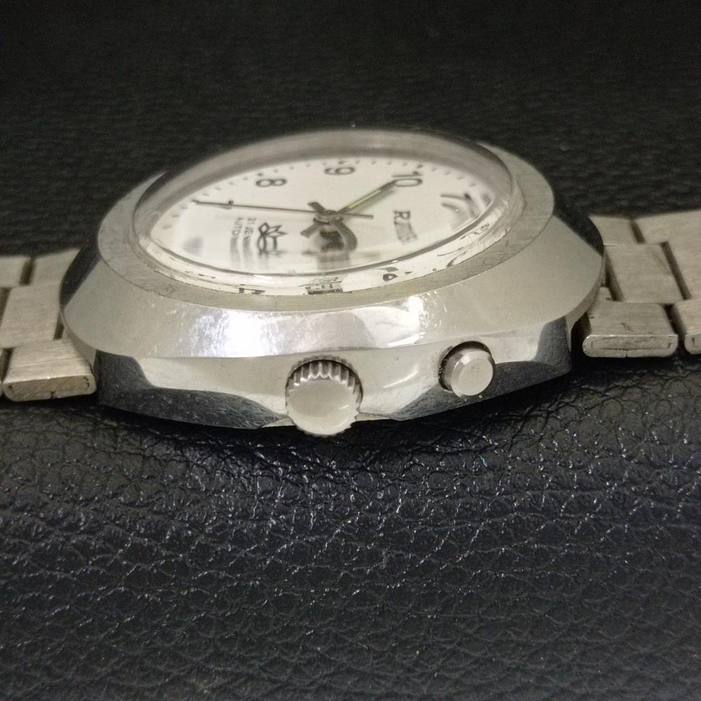 GENUINE VINTAGE RICOH R31 AUTOMATIC JAPAN MENS WHITE COLOR DIAL WATCH A500645-5 R153-a500645