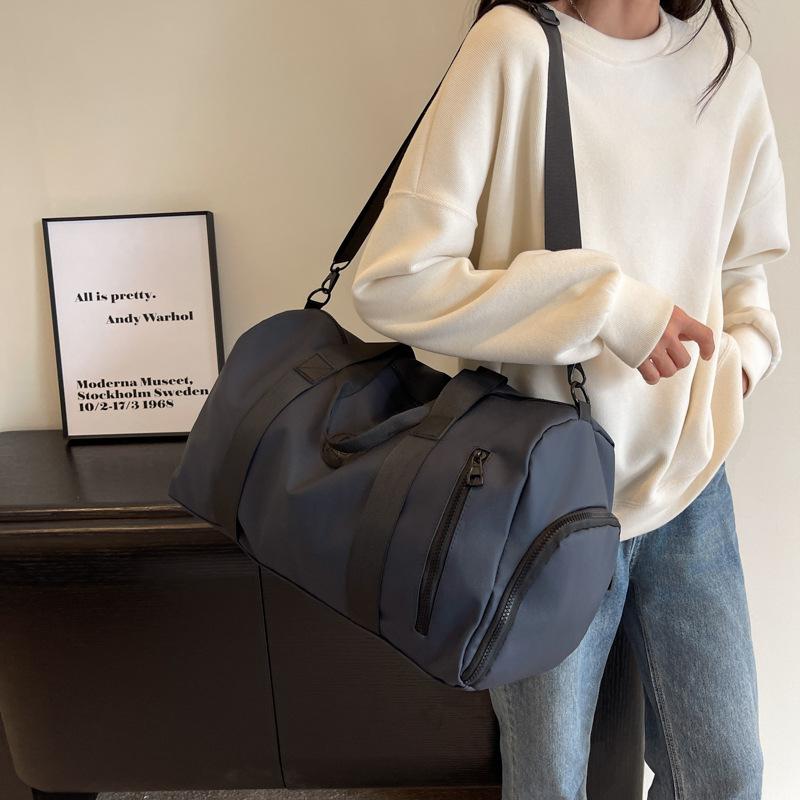 New short-distance travel bag, men's and women's portable large-capacity multi-functional sports yoga bag, independent shoe compartment, luggage bag.