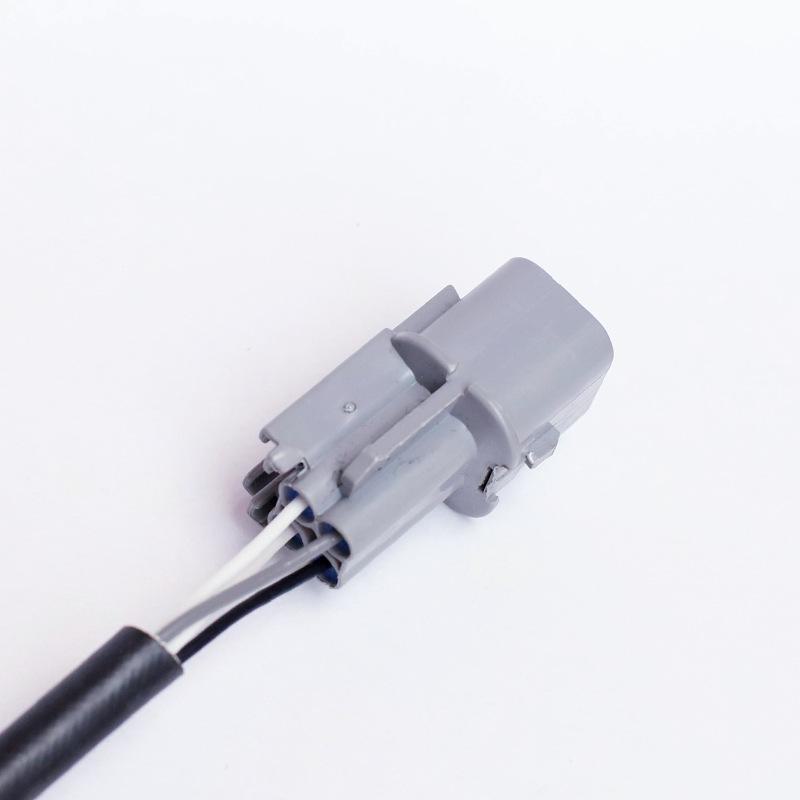 Oxygen Sensor Compatible with 392102B010 for Modern Vehicles.