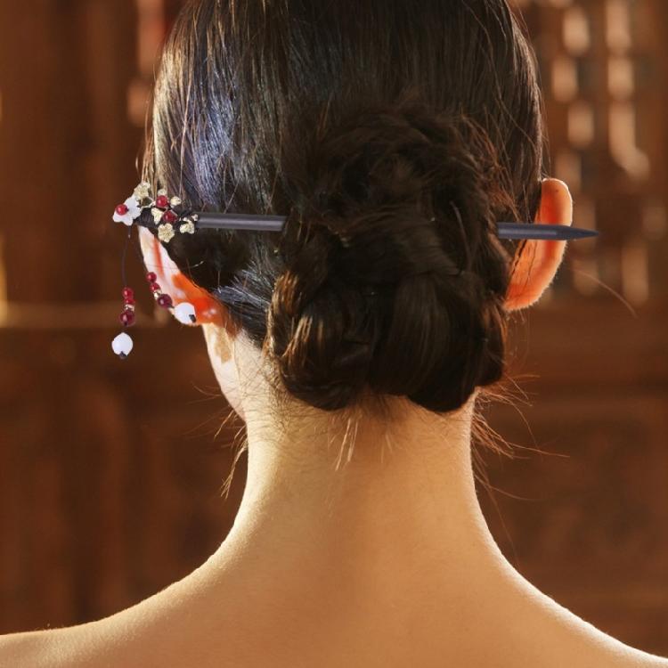 Elegant Dangling Hair Pin Hair Styling Accessory Classical Charm Wood Hair Stick For Fashionable and Traditional Costume