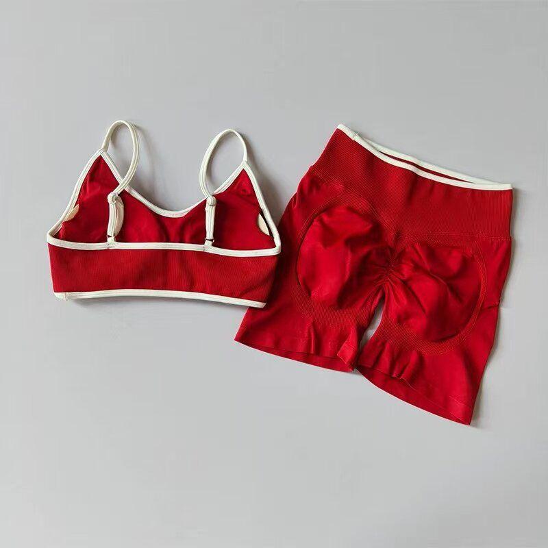 European and American Style Hot Girl Fitness Set with Peach-Shaped Butt Design, Yoga Set for Women with Chest Pads, Sports Bra, High-Waisted Shorts