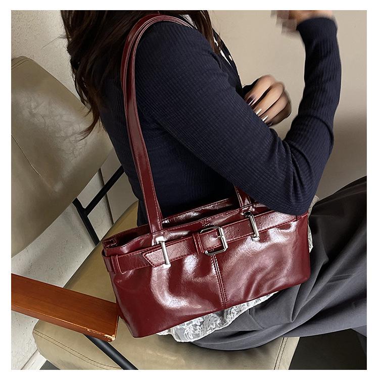 2025 Women's Textured Fashion Handbag: Versatile Casual Commuter Shoulder Bag