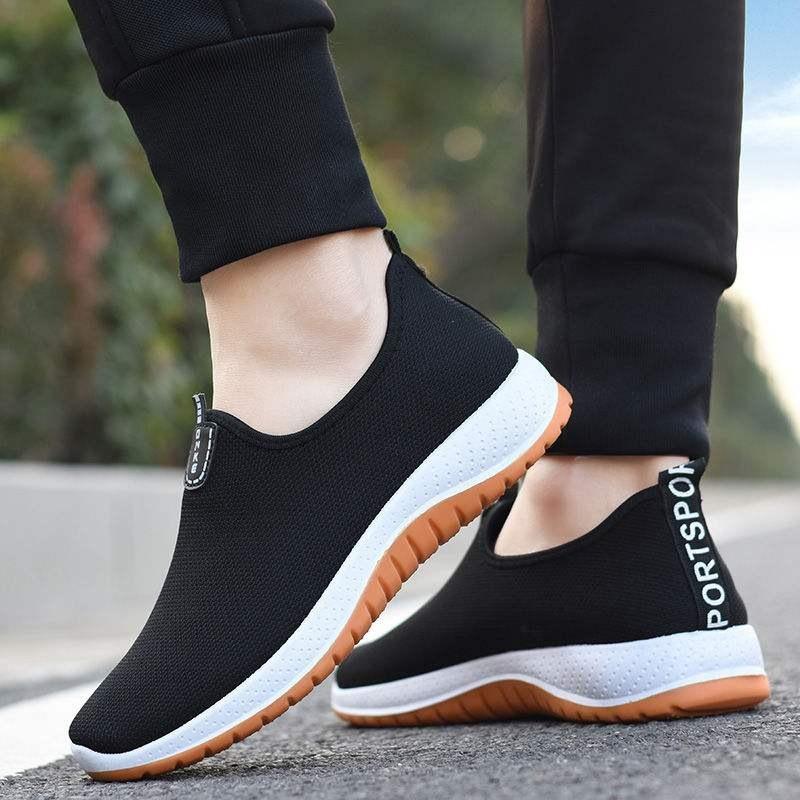 2025 Men's Sneakers Breathable Casual Shoes Lightweight Cloth Shoes Outdoor Non-Slip Loafers Slip on Soft Sole Men Running Shoes