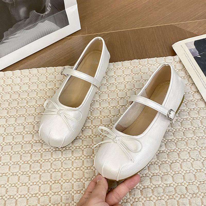 Korean version of square head bow Mary Jane shoes women's 2025 spring new versatile light mouth single shoes soft sole comfortable ladyshoes