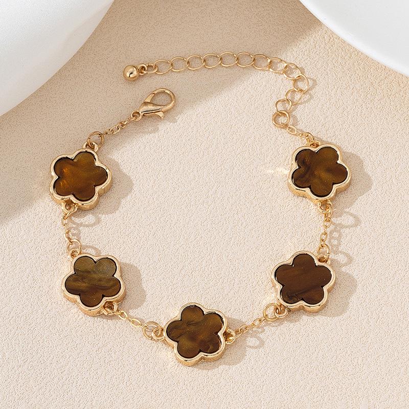Stylish And Elegant Lucky Five-Petaled Flower Bracelet Female, Five-Leaf Flower