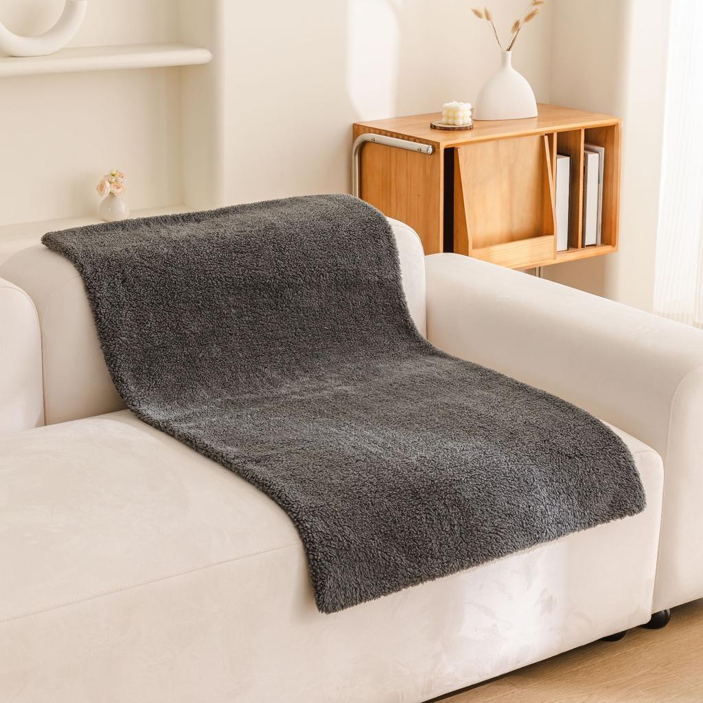 Lambswool Dog Kennel Warming Pad Self-Heating Cat And Dog Pad Blanket Pet Supplies Blanket