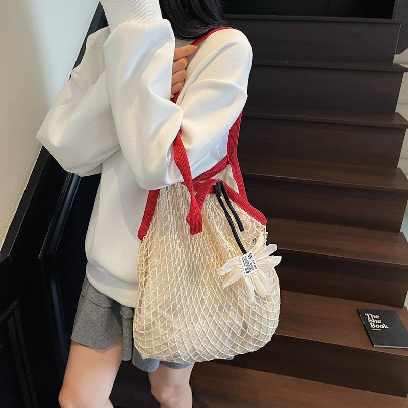 Hollow-out Large-capacity Shoulder Bag New Knitted Underarm Bag