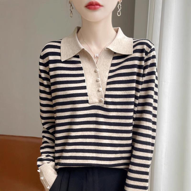 Podzimní dámská móda klopa pruhované krátké univerzální spodní úplety