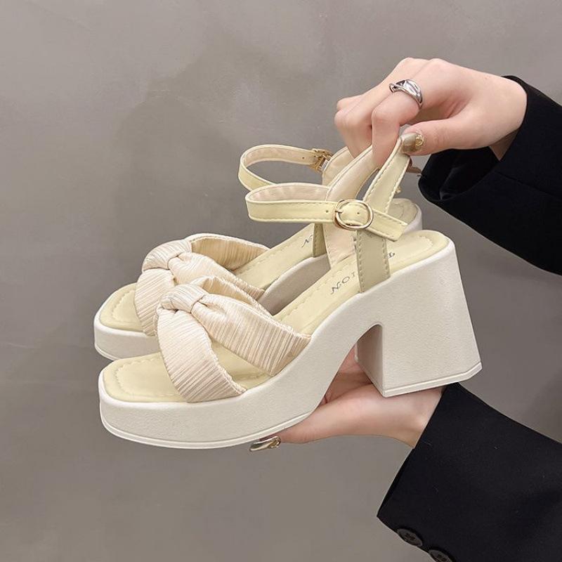 Coarse heel Roman sandals women's 2025 new summer fashion casual women's shoes waterproof table wedge heel high heels beige