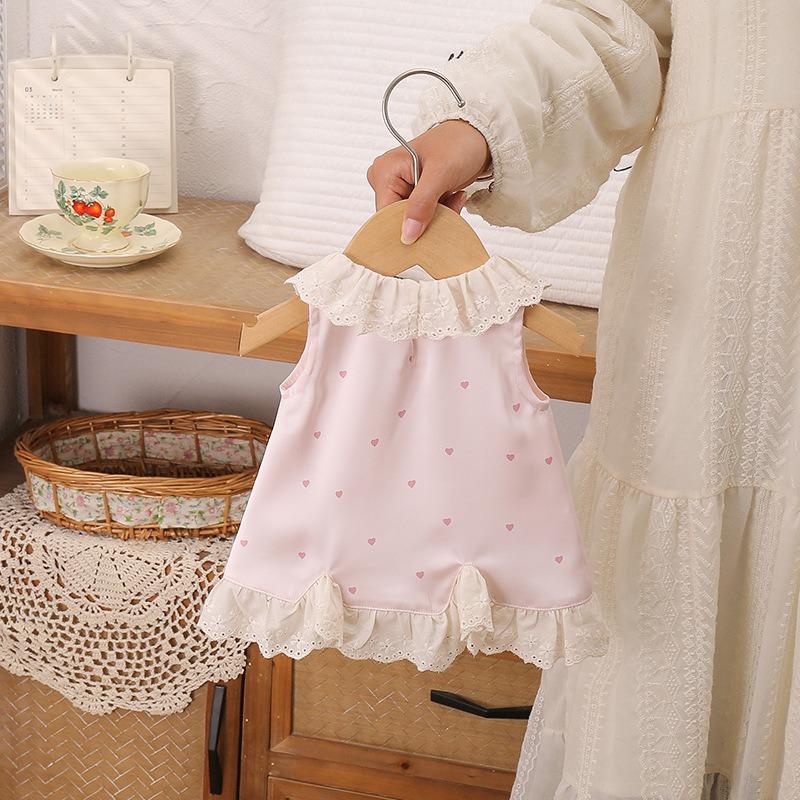 Cute Lace Love Heart Sleeveless Baby Romper Summer Infant Casual Clothes