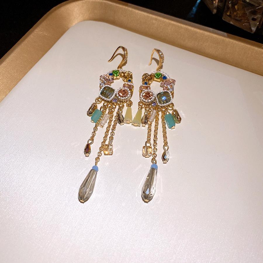 

Diamond-set colorful retro round fringed earrings Bohemian style ear hooks Light luxury high-end earrings