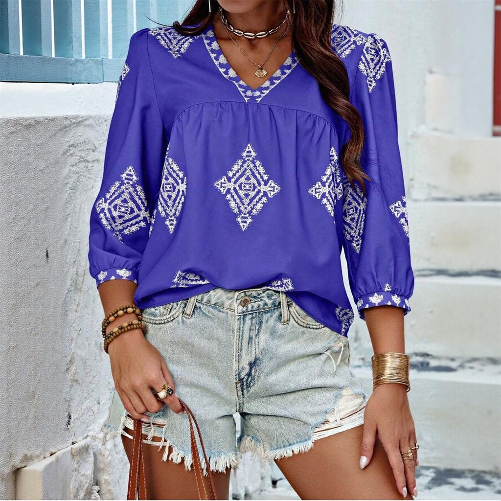 Women V Neck Bohemian Print Three Quarter Sleeve Blouse Loose Fit Casual Pullover Top for Daily and Holiday Wear