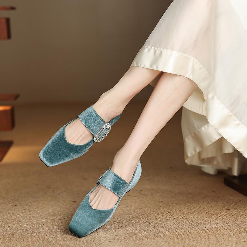 Vintage Velvet Mary Jane Women's Shoes 2026 Spring and Autumn Edition Lightweight Fashion Shoes Versatile Commuter Low Heel Women's Single Shoes