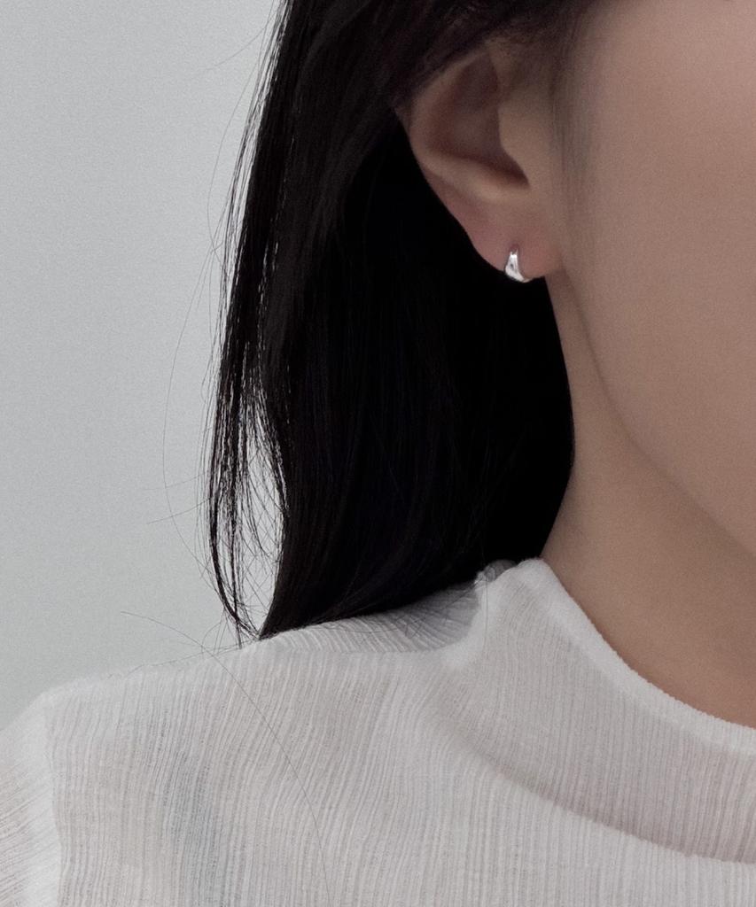 Knosis [925 Silver] Tiny Earrings