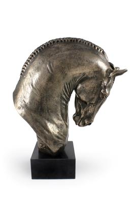 Andalusian Horse - a Large Statuette with a Horse, a Bust On a Stone Base, a Prestigious Award In the Brand Competition.