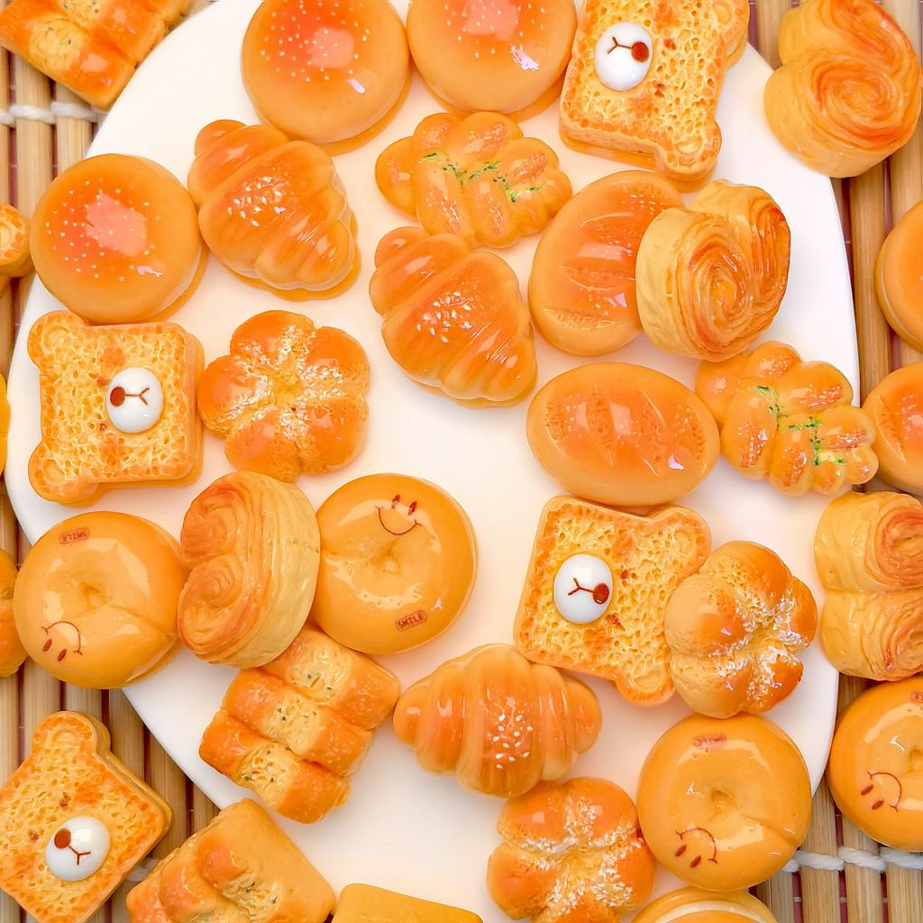 100PCS Mini Food Resin Accessories Bread Cookie Flatback Cabochon for Hair Clips Shoe Hair Accessories Jewelry Crafts