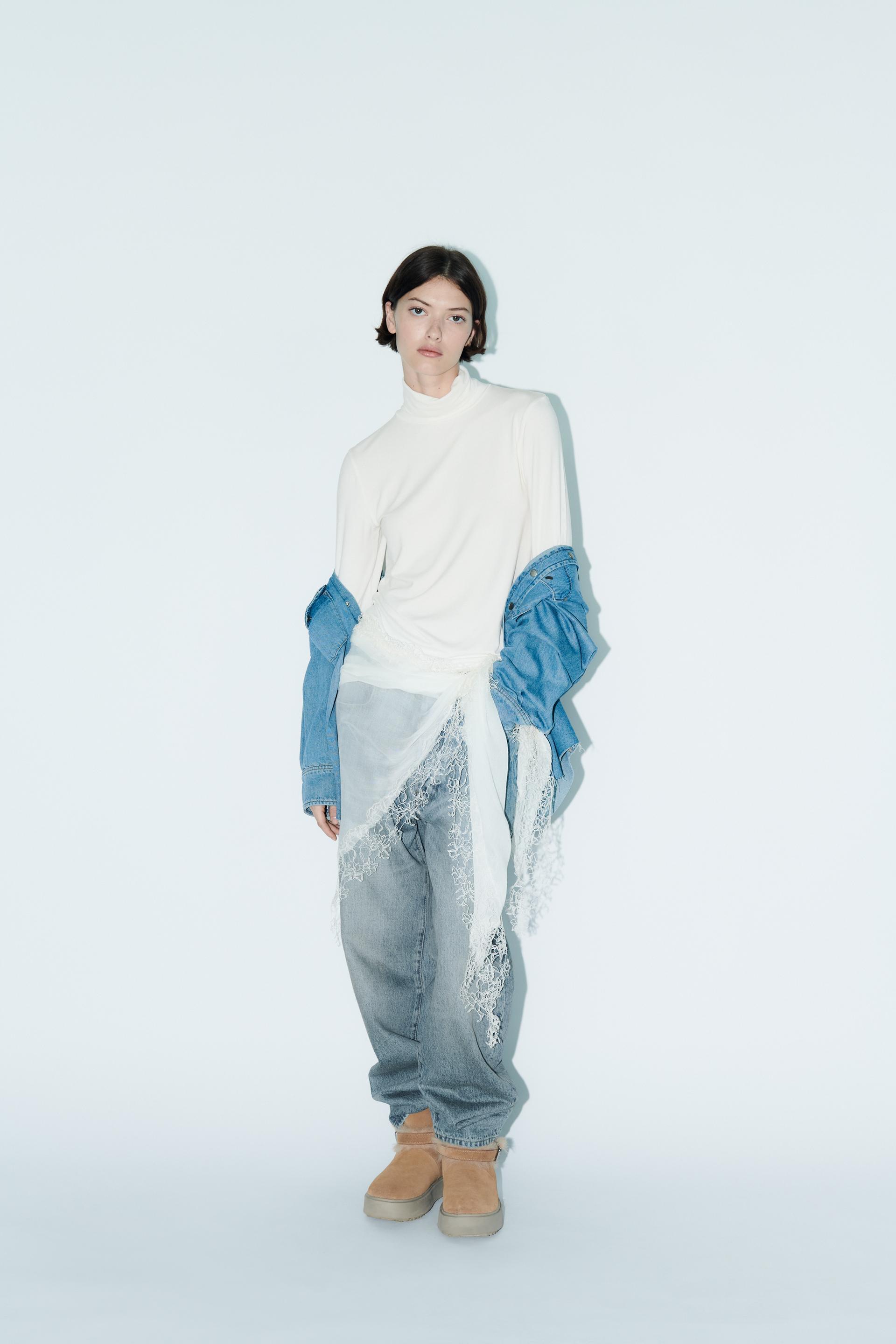 

ФУТБОЛКА С ВОРОТНИКОМ