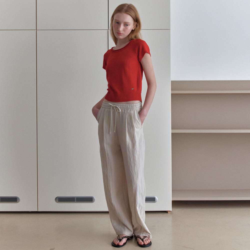 Elssibeui Curved Stitch Wide-Fit Pants_Beige
