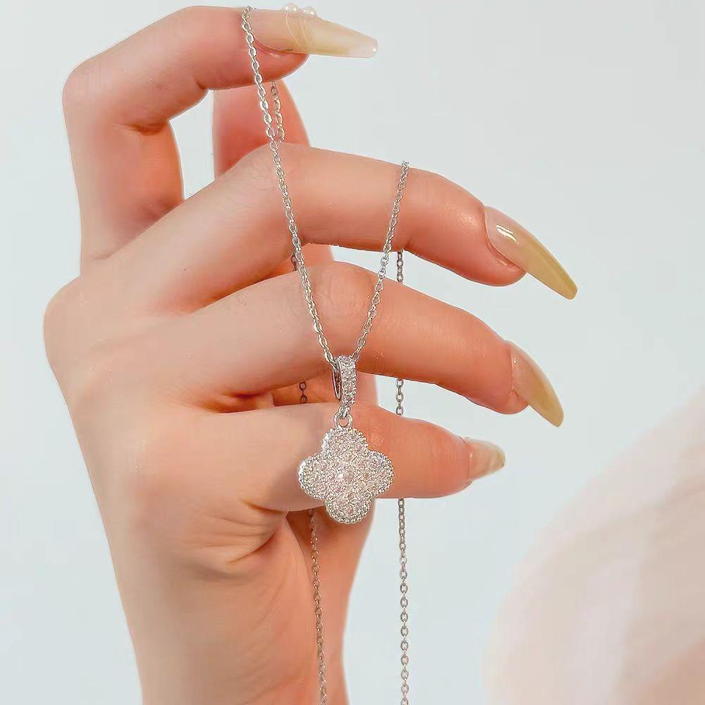 Titanium Steel Full Diamond Flower Necklace Female, Light Luxury Simple Versatile Zircon Pendant Collarbone Chain Jewelry