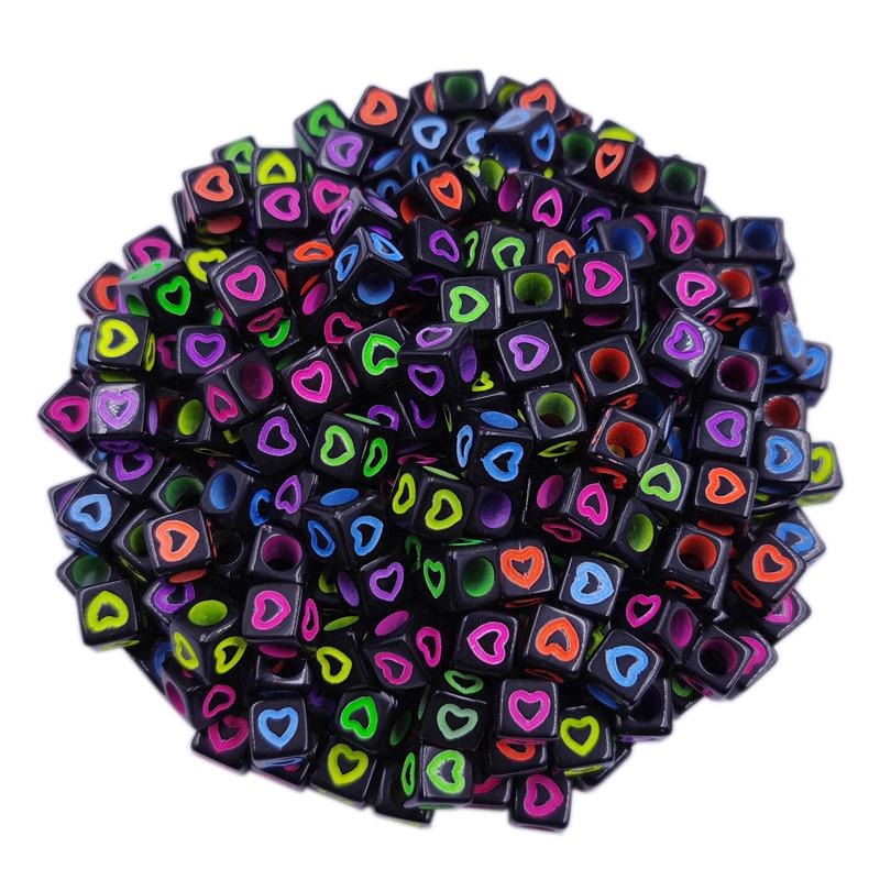 

40 шт. 7 мм ожерелье для ювелирных изделий, бусины, подвески, браслет, квадратное изготовление, смешанное сердце, аксессуары «сделай сам» разноцветный