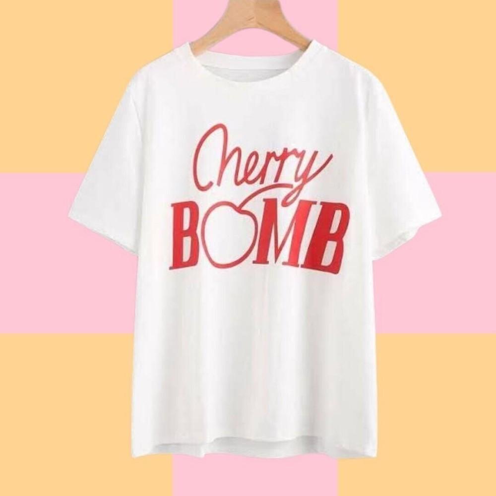 Streetwear Graphic Tee Cherry Bomb Logo Design Unisex Casual Unisex T-Shirt M