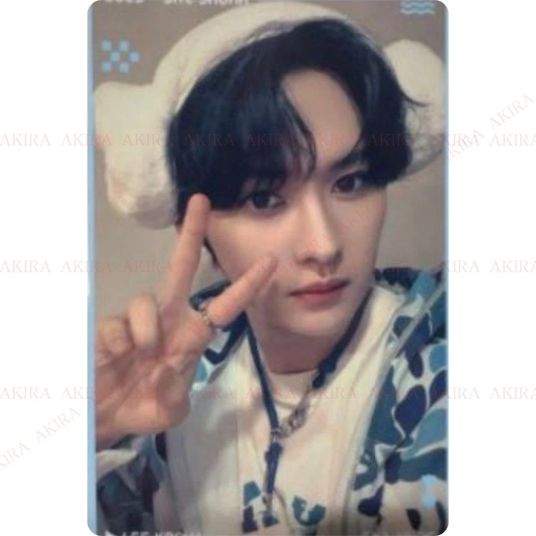 

Stray Kids JYP JAPAN POPUP STORE 2025 SKZ SAUNA ФОТОКАРТКА КЛЮЧНИЦЯ ЗНАЧОК LK / 10K PURCHASE BENEFITS