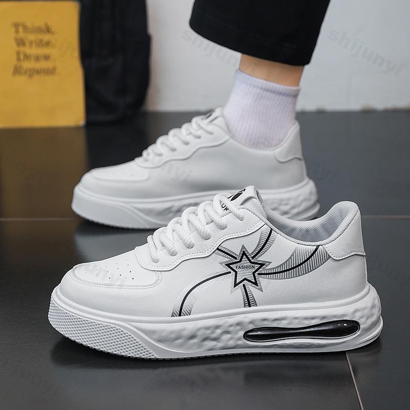 Men's Skateboard Shoes 2025 Fashion Running Shoes Men Leisure Sneakers Soft Sole Outdoor Anti Slip Comfortable Vulcanized Shoes