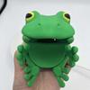 Reusable Frog Shape Can Lid Seal Cover for Soda Beer Bottles Leak Proof Flexible Silicone Material Fits Standard Can Sizes