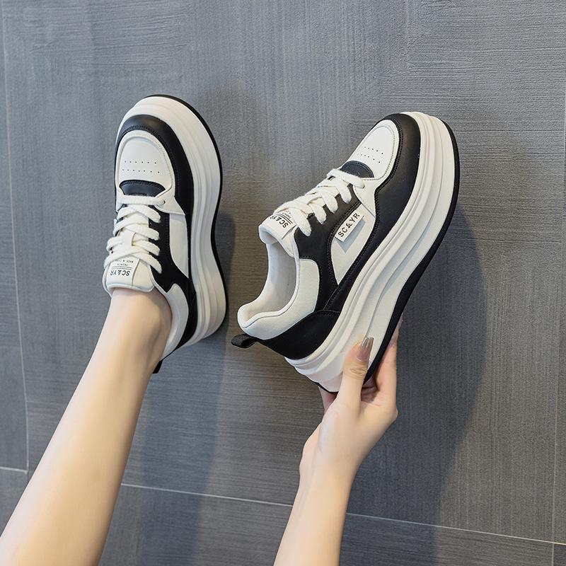 Platform White Shoes Women's Spring 2025 New Explosive Version Internet Celebrity Same Casual Fashion Versatile Student Women's Shoes