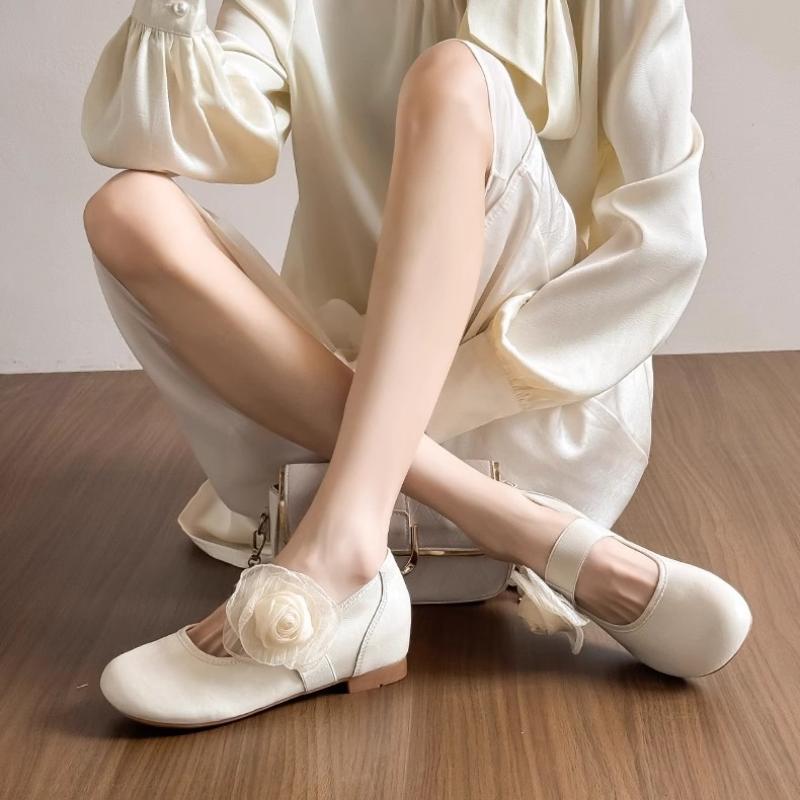 Fashion Rose Straight Strap Round Toe Mary Jane Shoes Are Versatile and Not Tired Foot Shallow Mouth Square Sole Ballet Single Shoes