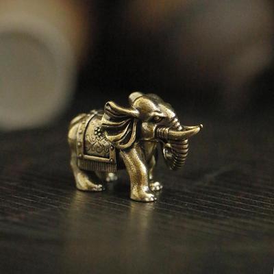 Retro Brass Lucky Elephant Figurine - Copper Artisan Craft for Office Decor
