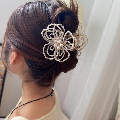 Waterproof Pearls Flower Shark Clip Elegant White Grain-like Beads Hair Claw Exquisite Headwear Handmade Beads Hairgrips Girls