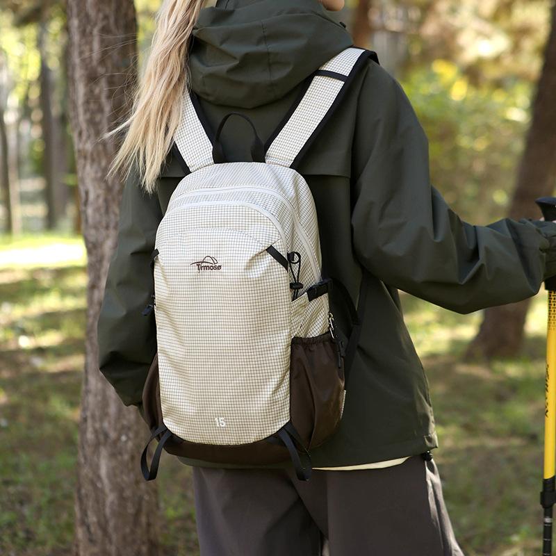 Schoolbag Contrasting Color Outdoor Backpack Large Capacity Portable Travel Commuter Travel Backpack Casual Versatile Lightweight Sports Bag
