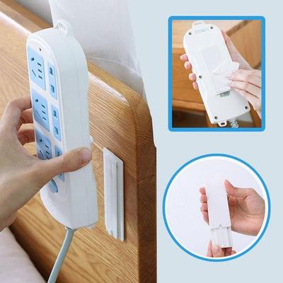 2 Stück Home-Free-Reihensteckerhalter Wanddraht-nahtloser Stecker Reihenleitungsplatine Hängende Schnalle Router-Wandhalter