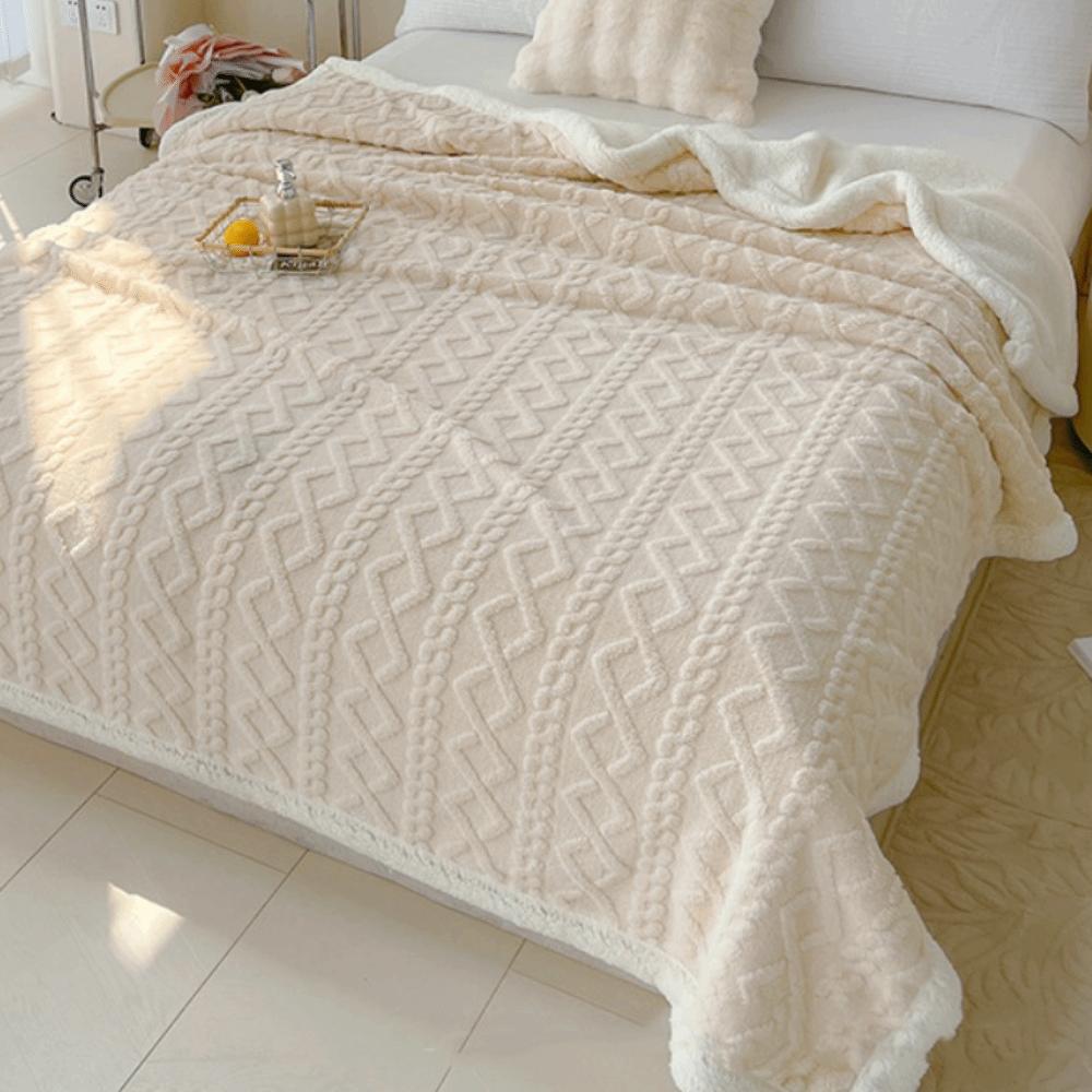 Jacquard Design Coral Velvet Blanket Thicked Office Nap Blanket Rhombus Flannel Blanket  Home