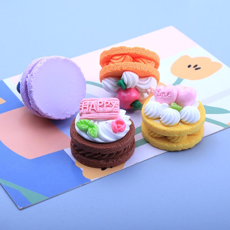 3D Strawberry Cake Keychain with DIY Cream Glue