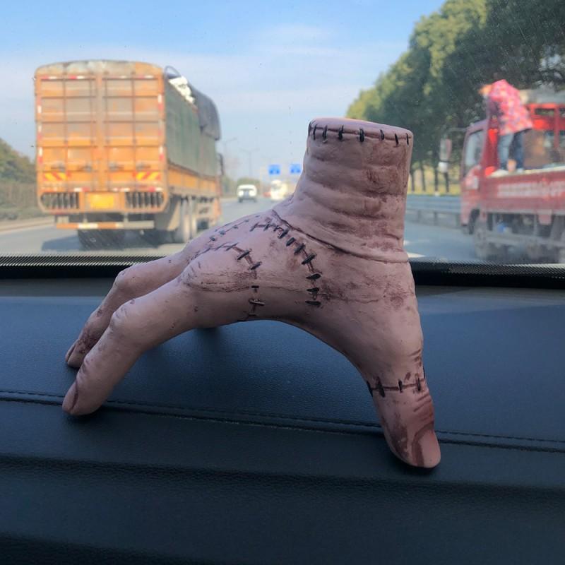 Halloween Horror Props Party Trick or Treat Broken Hand Adams Family Latex Palm Statue Home Decor Desktop Crafts