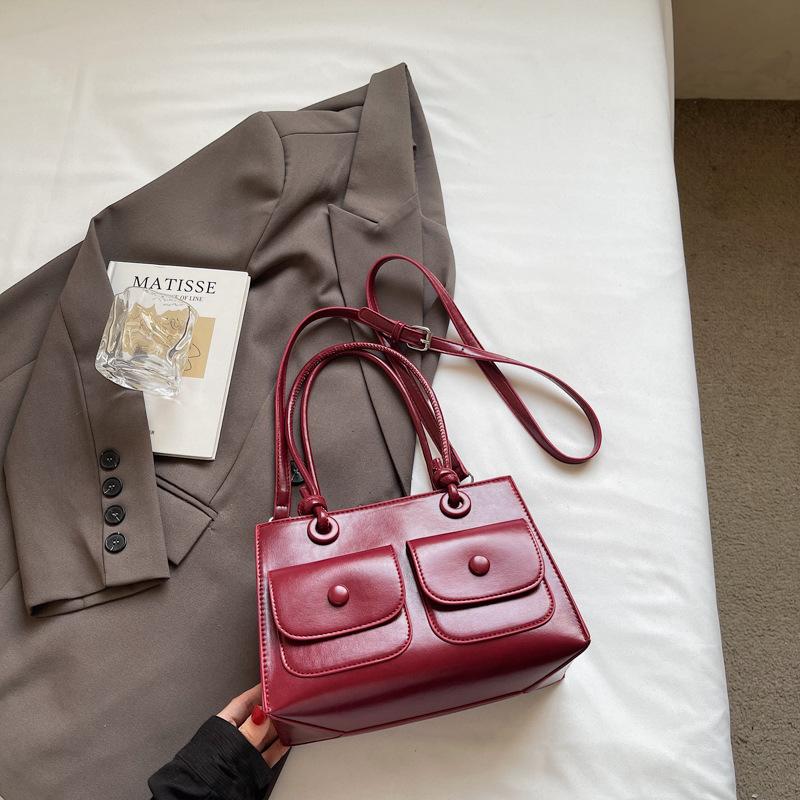 Retro bag women's new summer versatile messenger bag casual portable work commuter bag