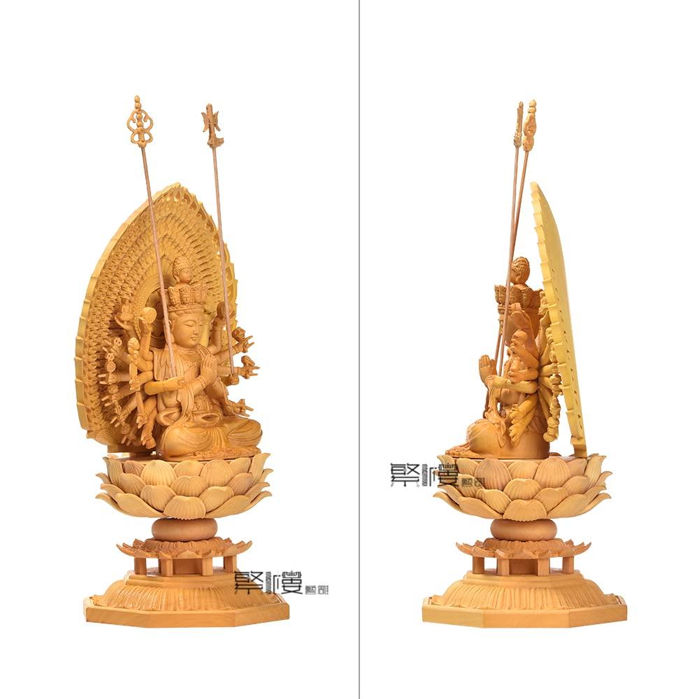Kannon Bodhisattva Holzschnitzerei Ornament für Buddhisten mit exklusivem Heiligenschein und Lotus Jahr des Schützenden Schutzes von Hanro Art Carving H x B x