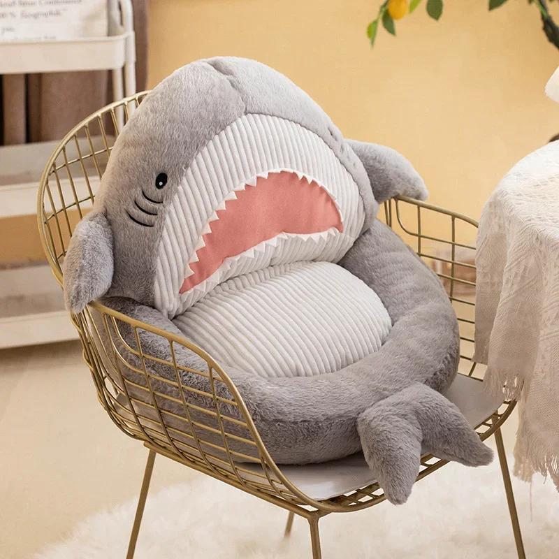Ins Haai Kussen Dierlijk Zitkussen Zacht Kussen Gevuld Pluche Bank Binnen Vloer Huis Stoel Kantoor Decoratie Winter Verjaardagscadeau Voor Kinderen about 60cm grijze kleur