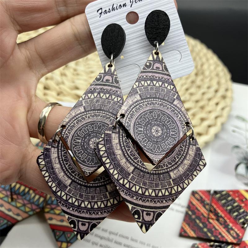 Vintage Painted Big Wooden Earrings Ethnic Exaggerated Pattern Geometric Statement Drop Earrings Vacation Party Jewelry