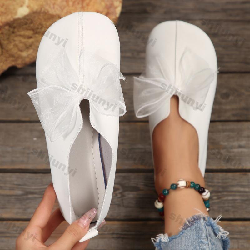 2025 New Women's Round Head Retro Shoes Soft Sole Bow-knot Mary Jane Shoes Fashion Large Size Comfortable Casual Shoes