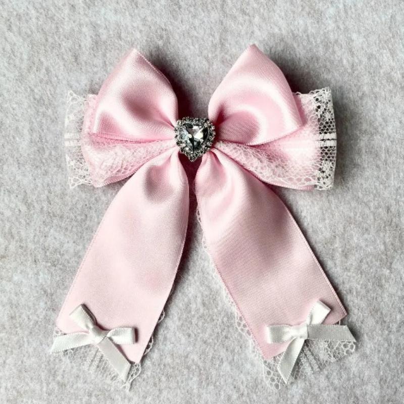 Reine Handarbeit Mode Koreanische Version Herzförmiger Strass Spitze Schleife Damen Hemdkleid Schleifen Kragen Blume Brosche Schmuck Geschenk