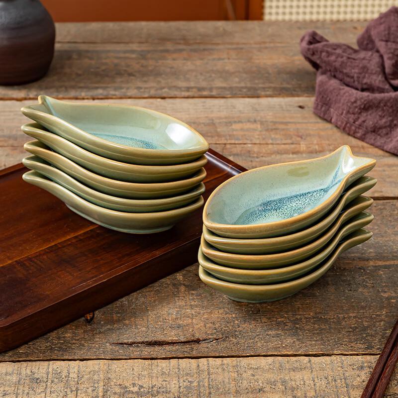 Ru Han Ceramic Underglaze Fish Snack Dish Set (3-Pack)