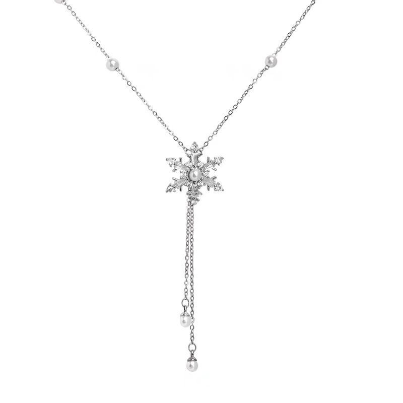 Pearl Snowflake Fringed Necklace Women'S Autumn And Winter Versatile Foreign Style Versatile Accessories Light Luxury Niche Long Sweater Chain