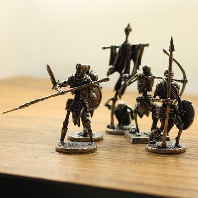 Měděná kostra Legie figurky Miniaturní dekorace Retro kovová lebka Voják Armádní model Socha Stolní Ornament