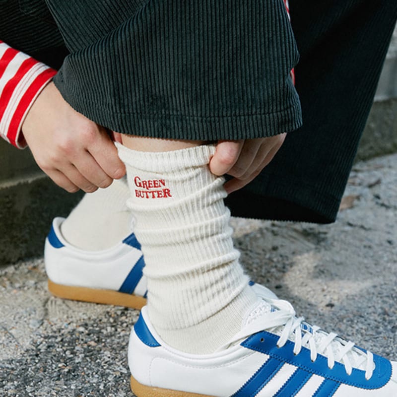 GREENBUTTER Needlework Mid-calf Socks (Red)